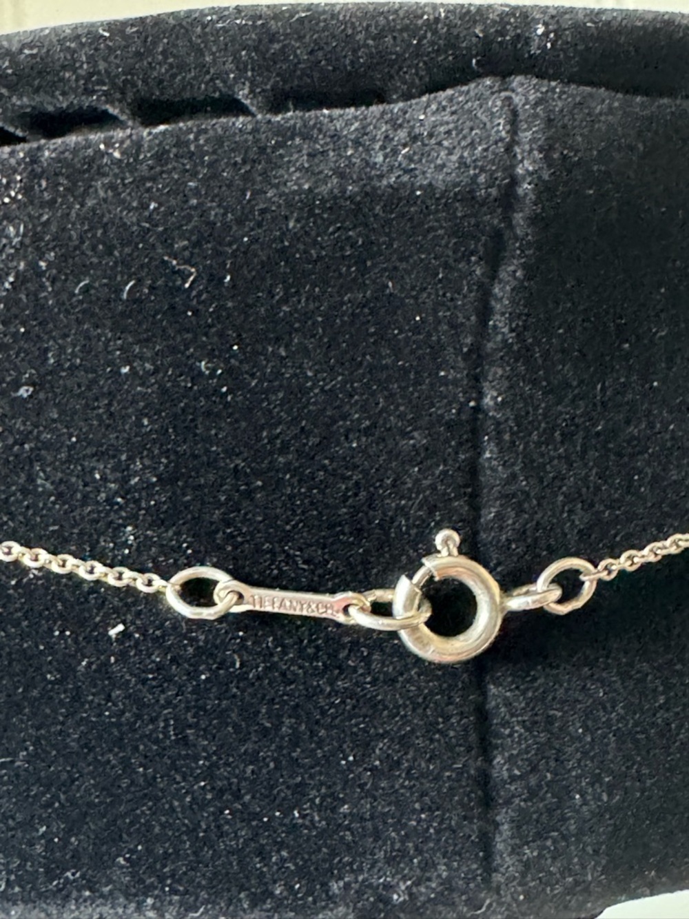 Tiffany & Co. Women’s 925 Loving Heart Silver Pendant Necklace - Picture 4 of 7